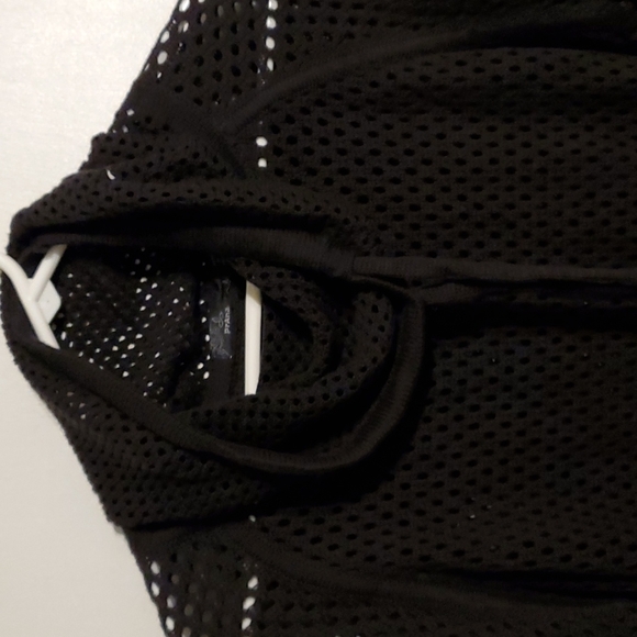 Prana women's M black scoop knit punch hole Sweater shirt. - Picture 2 of 9